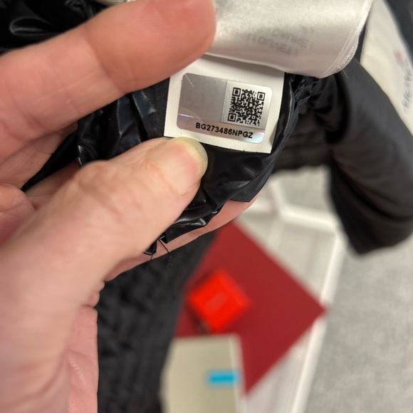 Moncler Barbel Coat new with no tags. - Picture 10 of 12